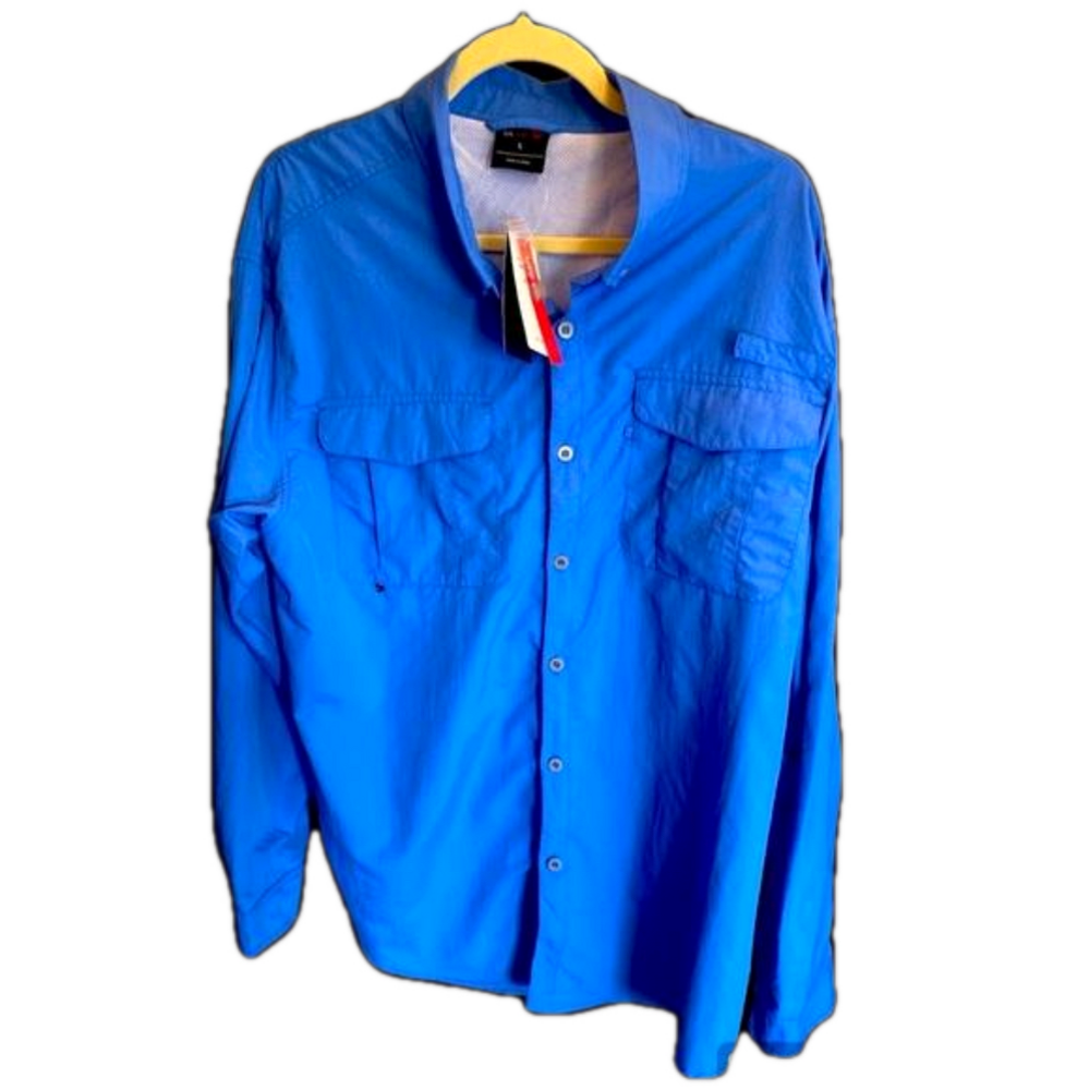 Mans size L Baleaf sports performance shirt NWT